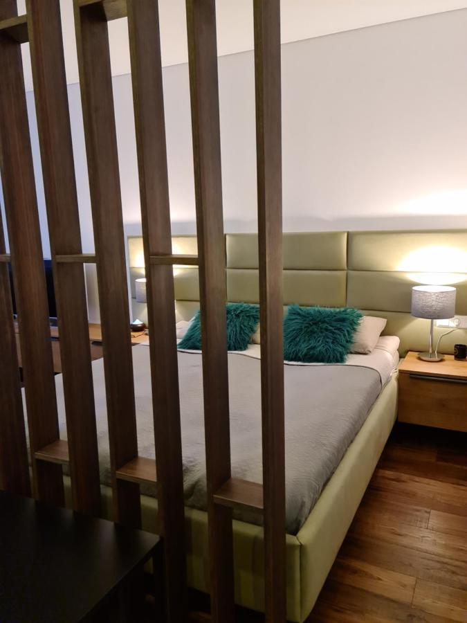 Mona Apartamentai Telšiai エクステリア 写真