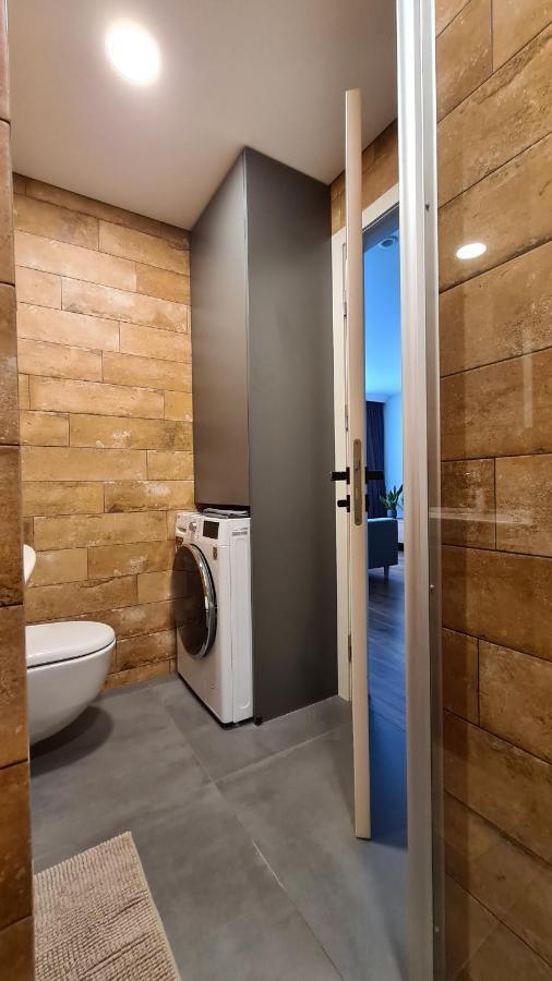 Mona Apartamentai Telšiai エクステリア 写真