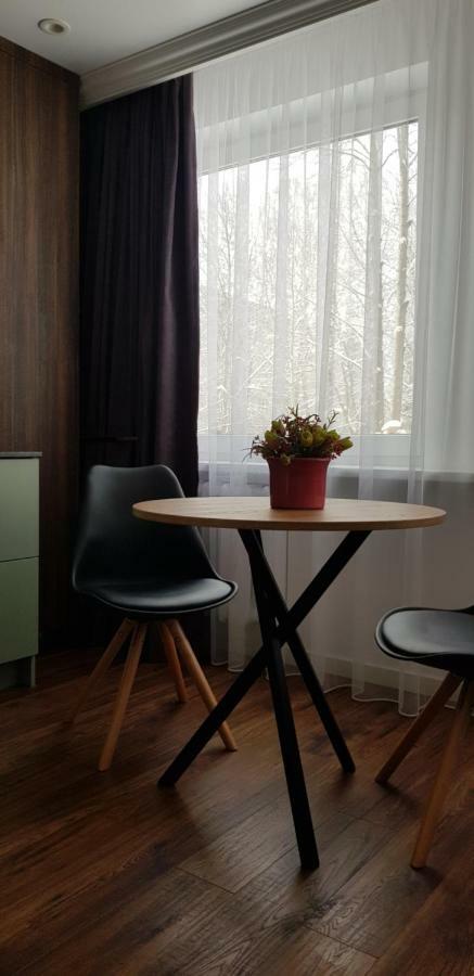 Mona Apartamentai Telšiai エクステリア 写真