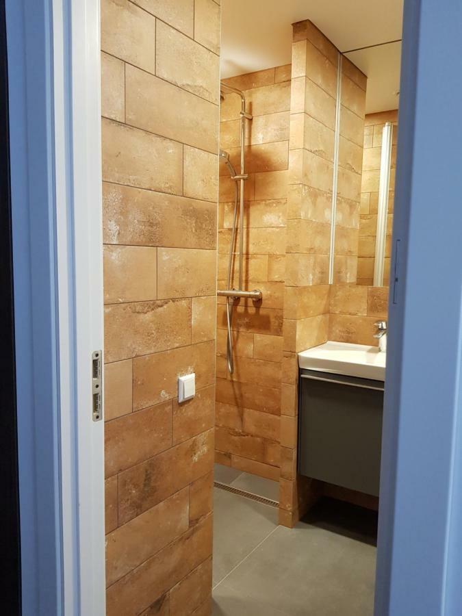 Mona Apartamentai Telšiai エクステリア 写真